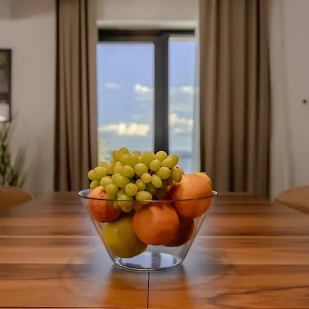 Villa Isabel - Luxury Apartments With Heated Pool & Sea View * Opatija