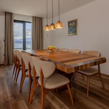 Apartment Villa Isabel - Luxury Apartments With Heated Pool & Sea View Opatija