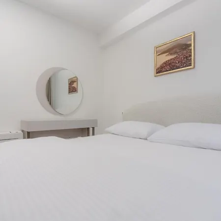 Apartment Villa Isabel - Luxury Apartments With Heated Pool & Sea View Opatija