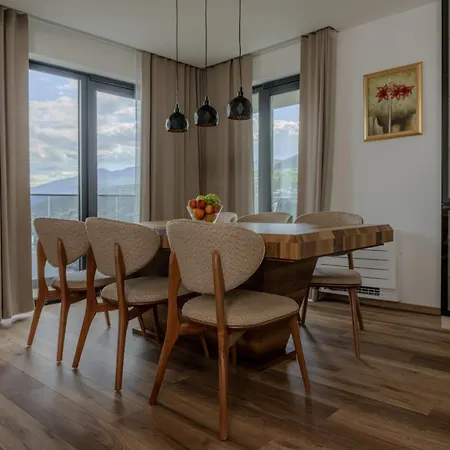 Apartment Villa Isabel - Luxury Apartments With Heated Pool & Sea View *