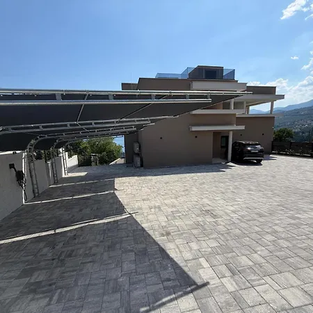 Apartment Villa Isabel - Luxury Apartments With Heated Pool & Sea View Opatija