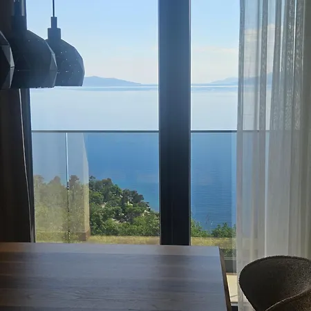 Apartment Villa Isabel - Luxury Apartments With Heated Pool & Sea View *